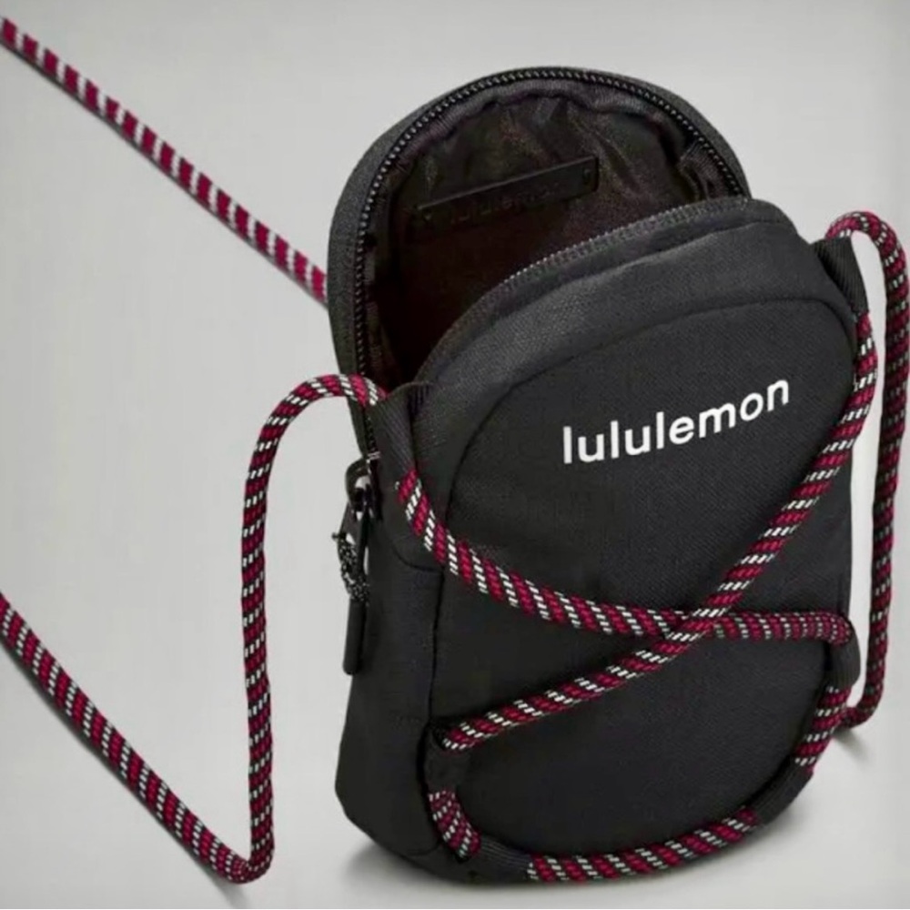 2 for $45 Lululemon Black Crossbody Mini Bag w/Zipper Paracord Adjustable Strap